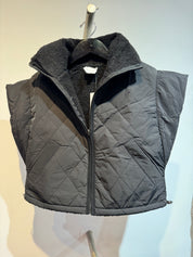 RHEA VEST