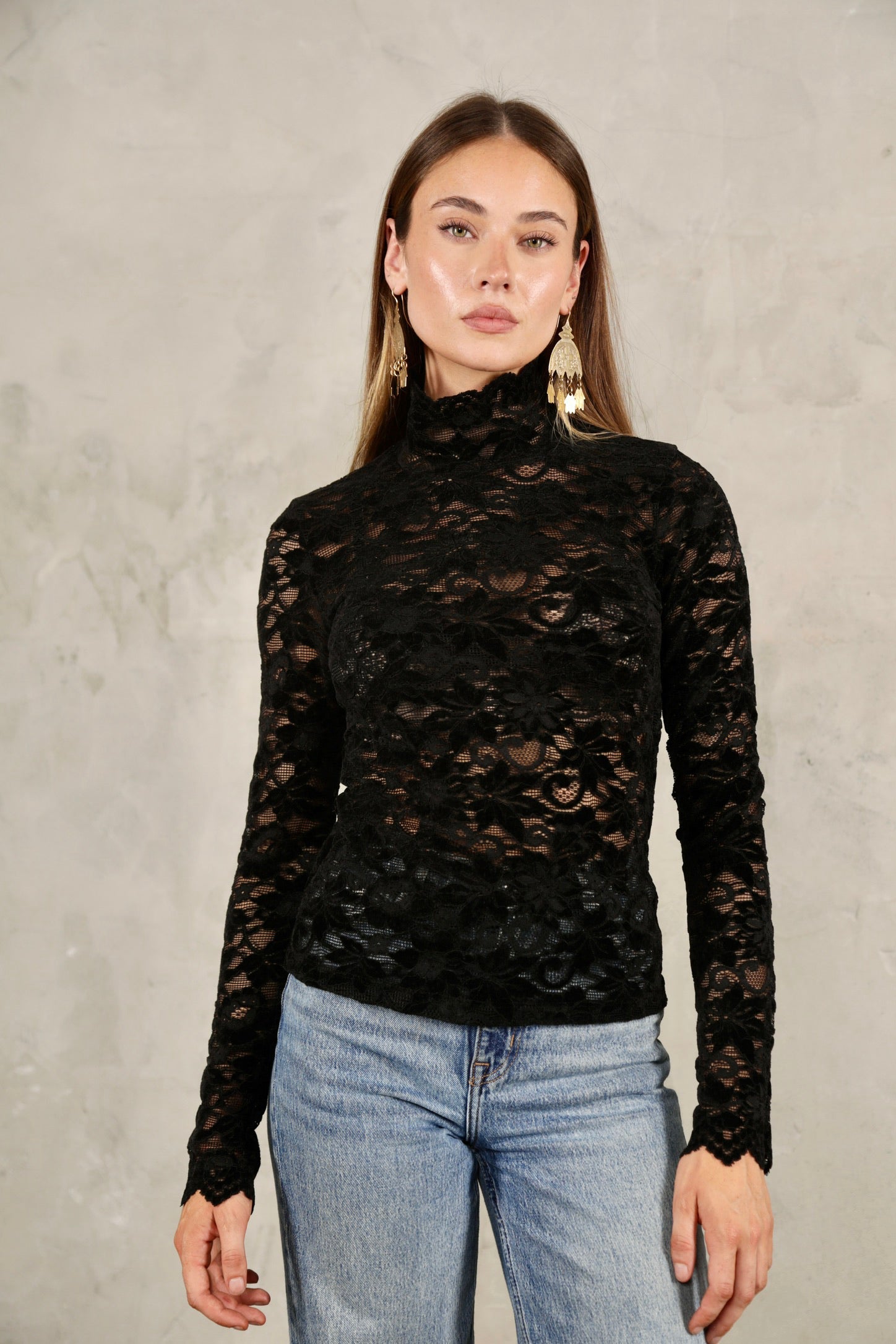 Ivy Lace Turtleneck