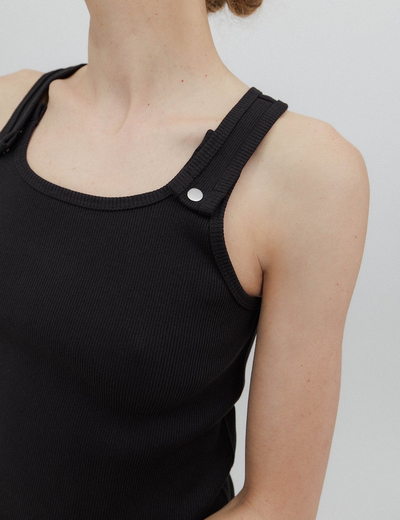 Snap tank