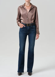 Lilah High Rise Bootcut 32.5"
In Moonlight
