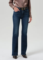 Lilah High Rise Bootcut 32.5"
In Moonlight