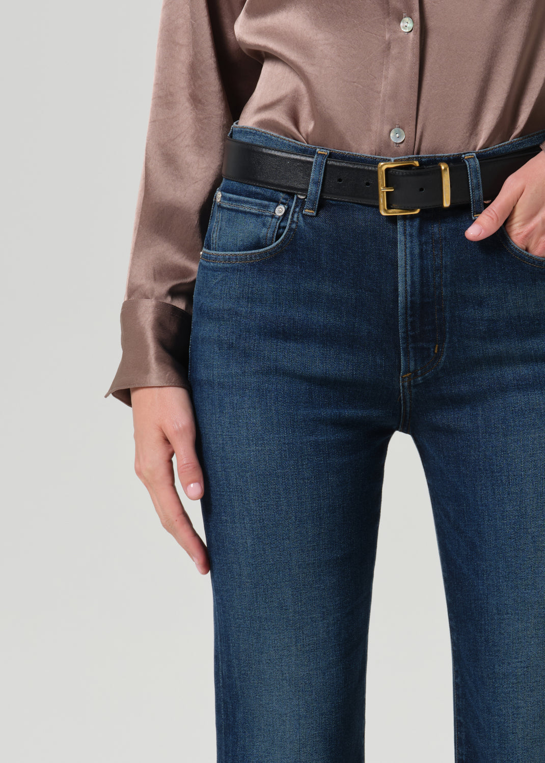 Lilah High Rise Bootcut 32.5"
In Moonlight