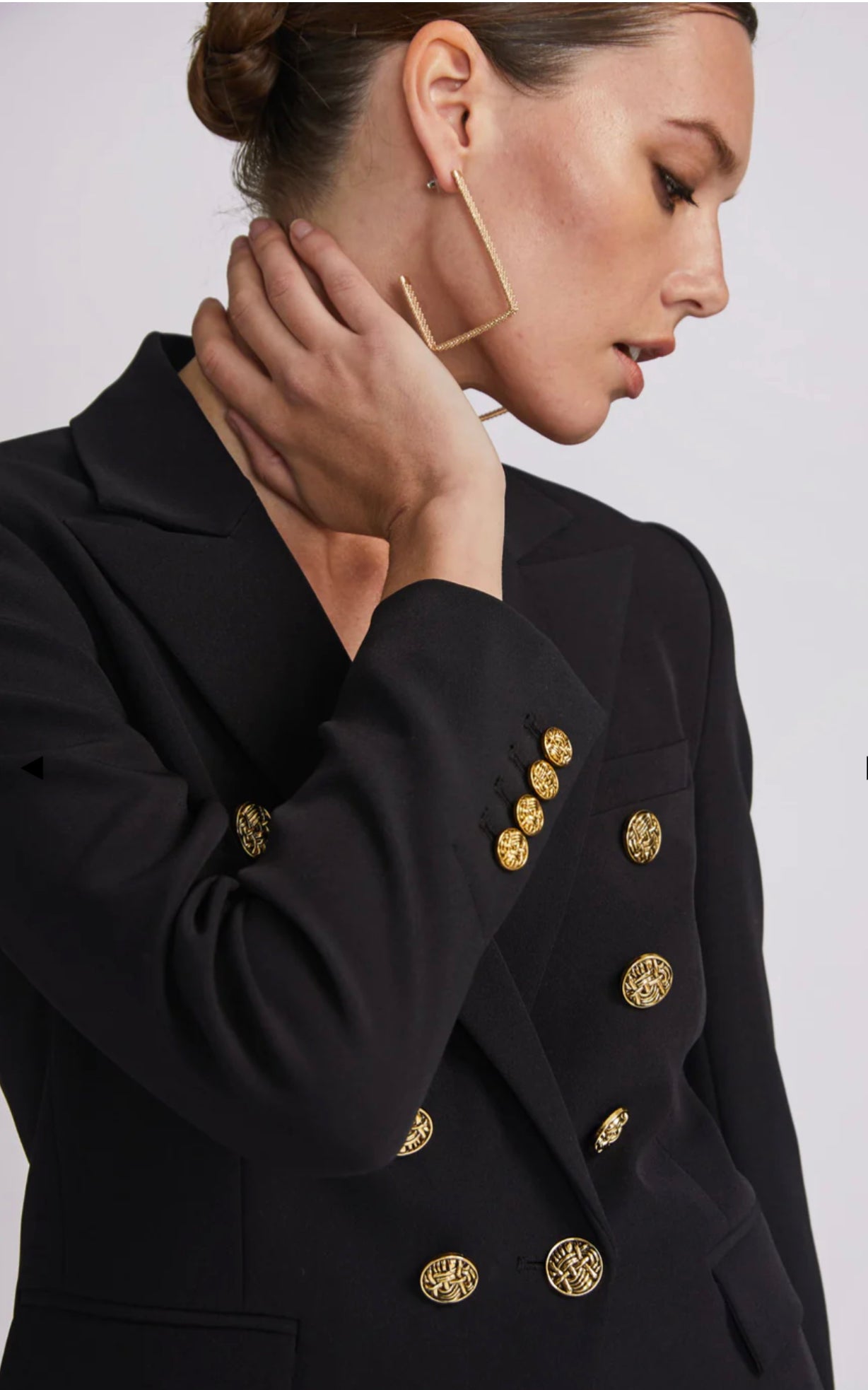 JANNA CREPE BLAZER