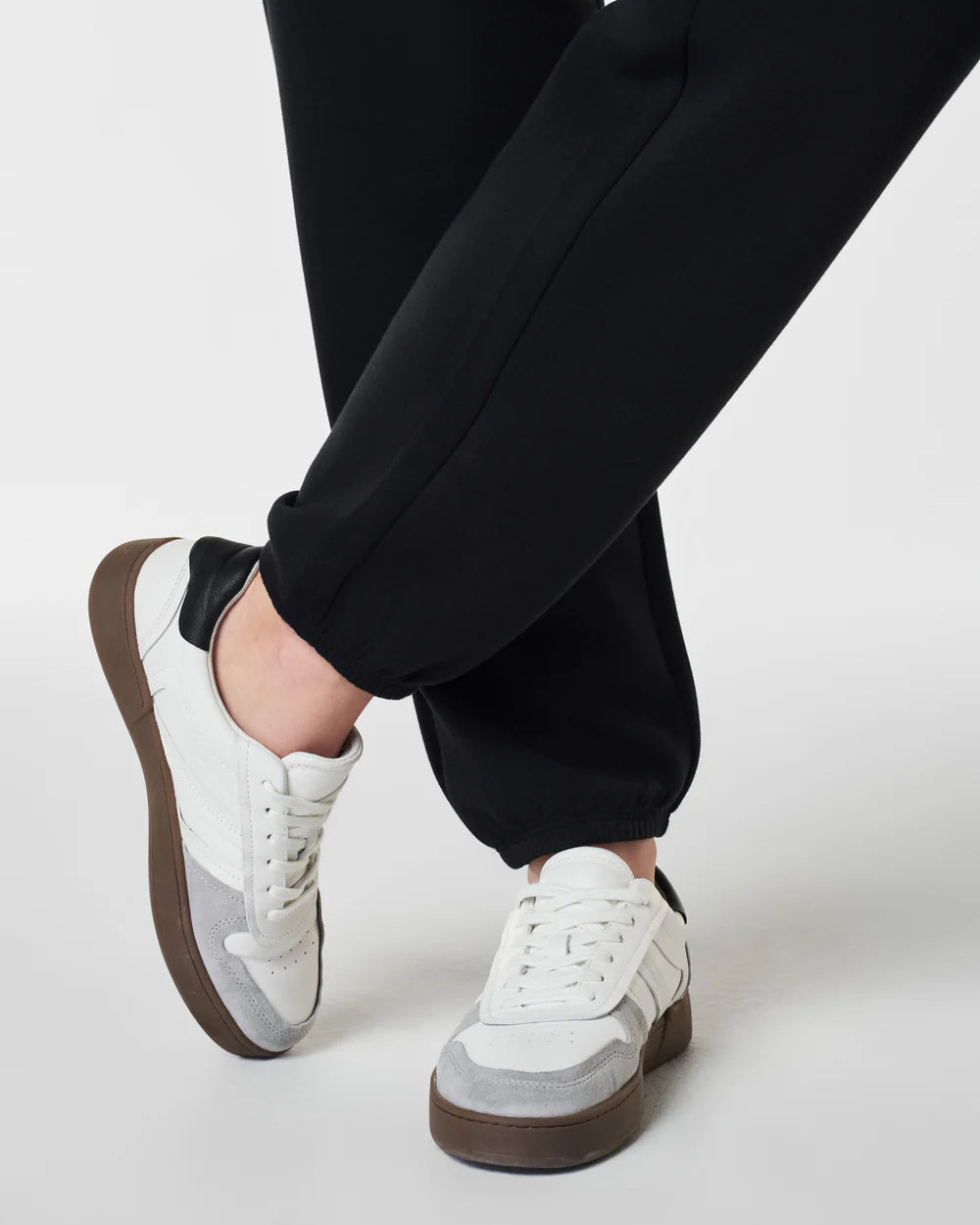 AirEssentials Jogger Pant