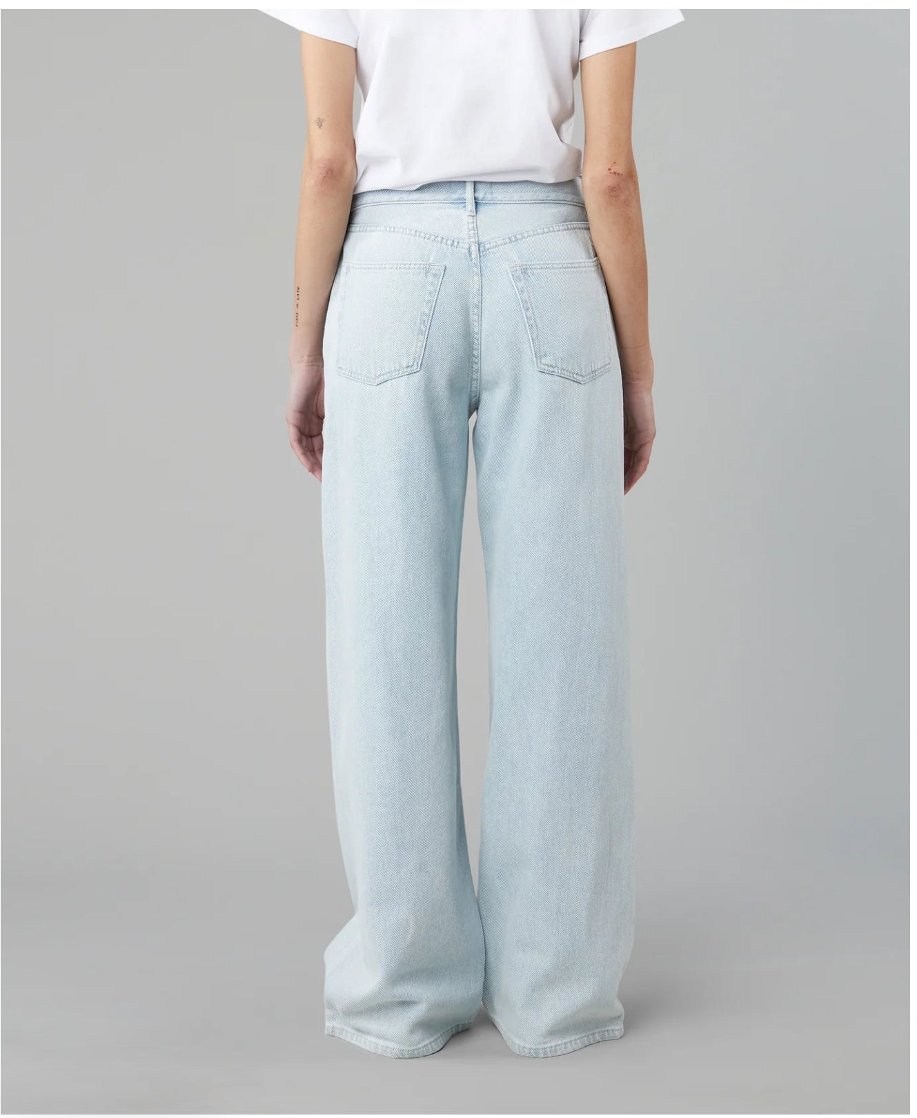 WALKER in CLOUD VINTAGE BLUE