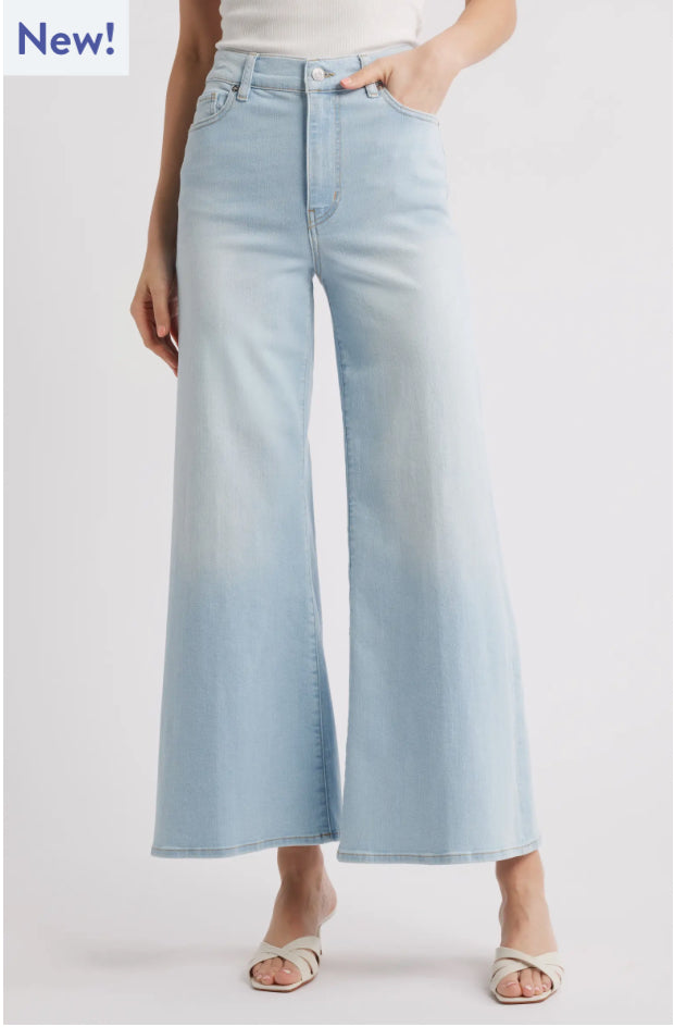 Le Palazzo Crop | FLOAT