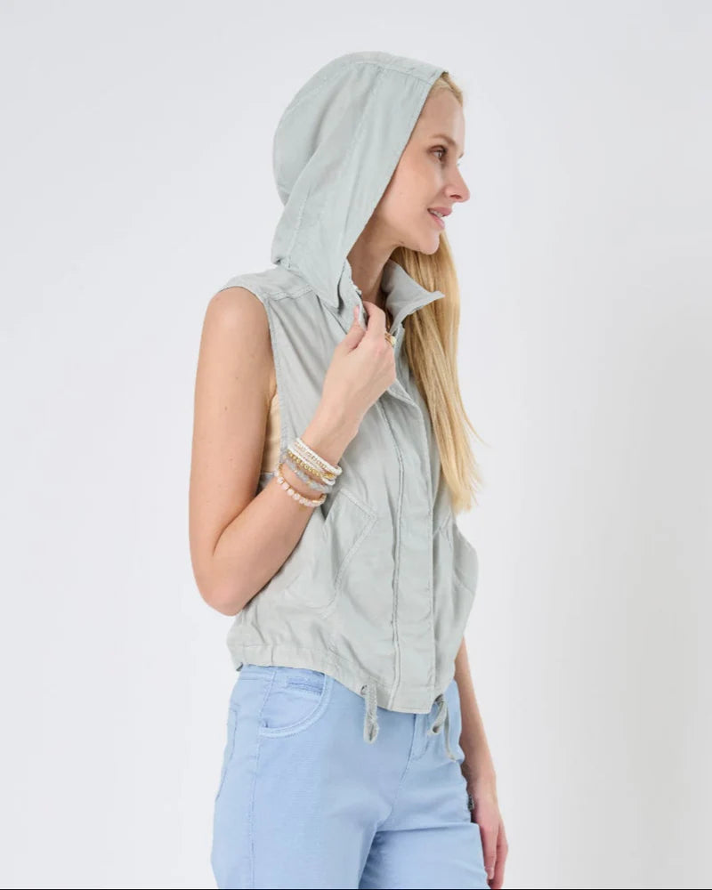 TAHITI STRETCH CUPRO VEST WITH REMOVABLE HOOD