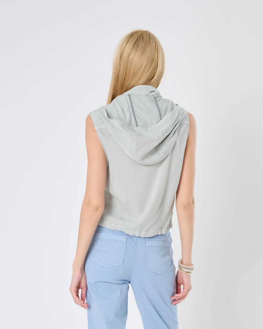 TAHITI STRETCH CUPRO VEST WITH REMOVABLE HOOD