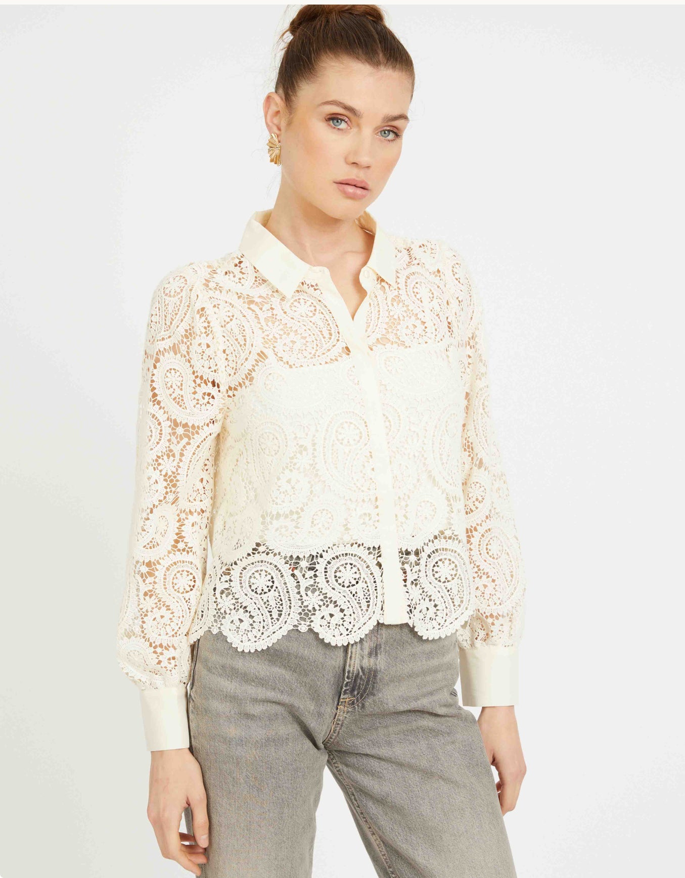 EMMIE TOP IN ANTIQUE WHITE PAISLEY LACE