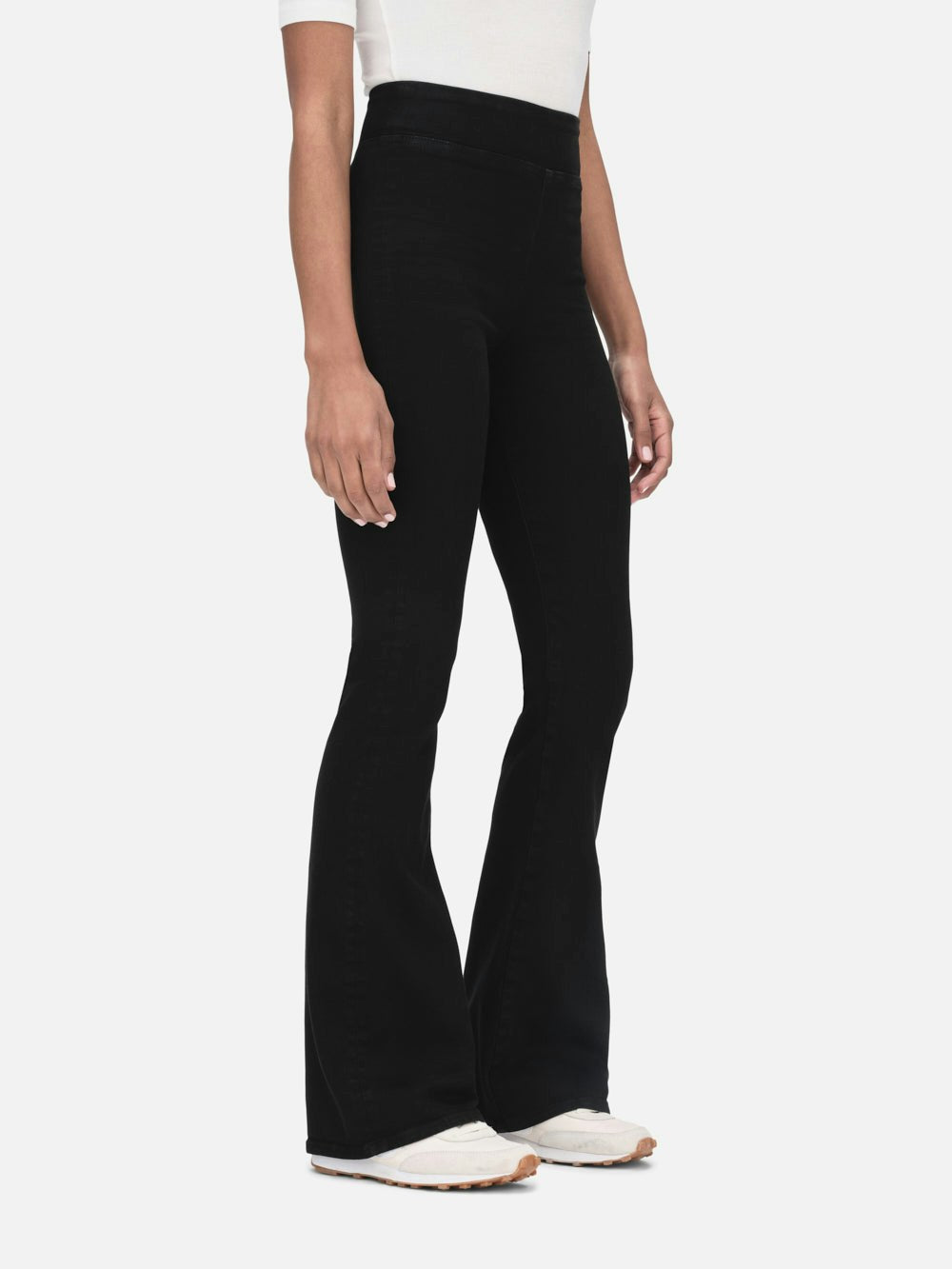 The Jetset Flare | Sheen Noir