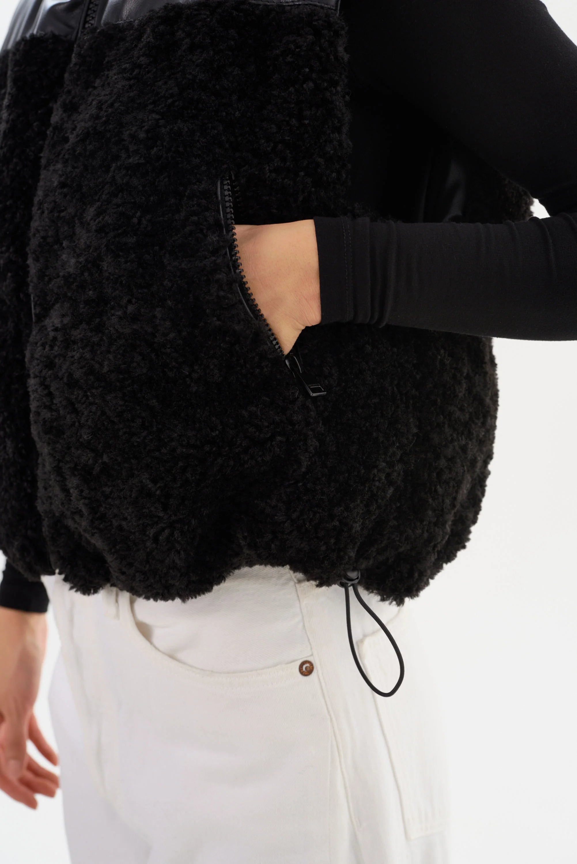 MELICIA | REVERSIBLE PUFFER VEST
