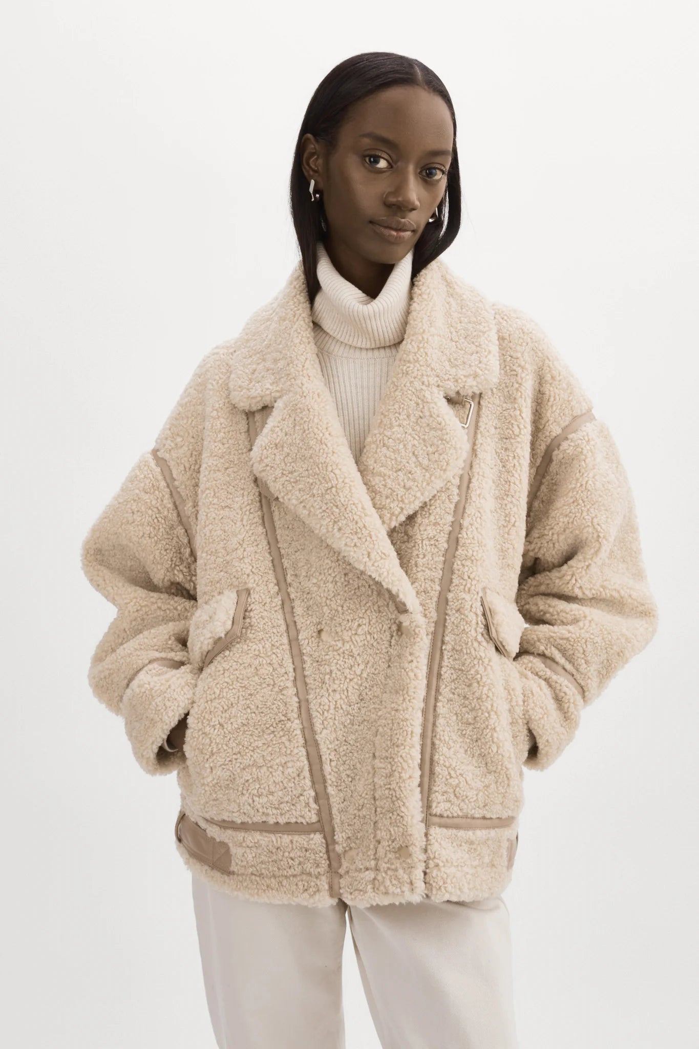 BADU | OVERSIZED FAUX SHEARLING JACKET